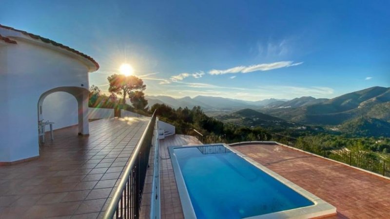 Lliber Villa nahe Calpe - ein verstecktes Juwel in ruhiger Lage Haus kaufen