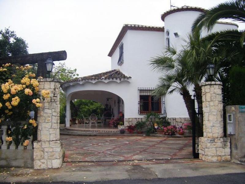 Pedreguer Chalet in Pedreguer Haus kaufen