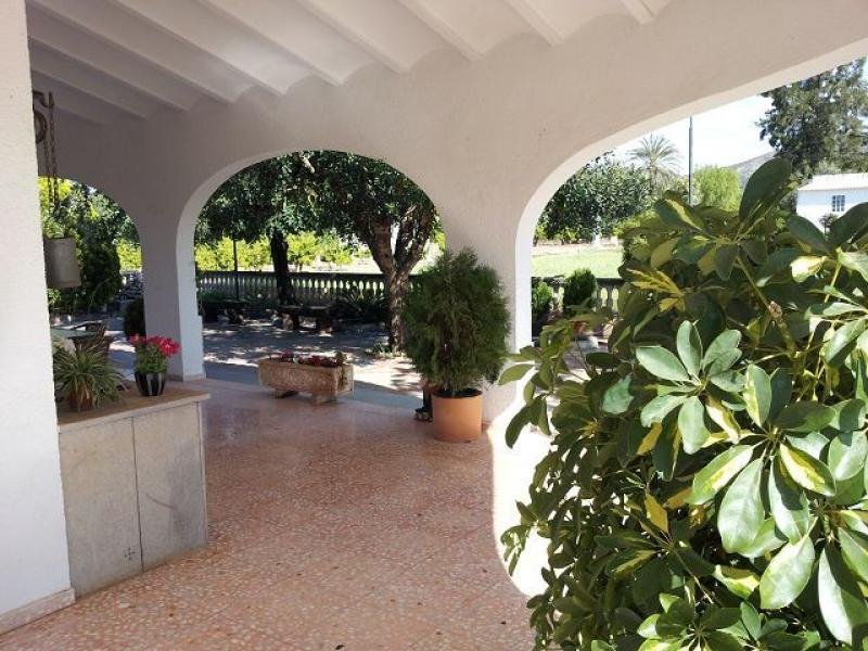 Pedreguer Chalet in Pedreguer Haus kaufen