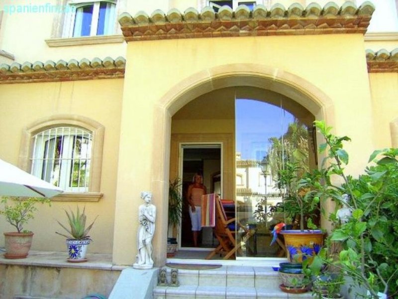 Javea Xabia strandnah gelegenes 200 qm Appartement, 3 Schlafzimmer, Gemeinschaftsgarten und -schwimmbecken Wohnung kaufen