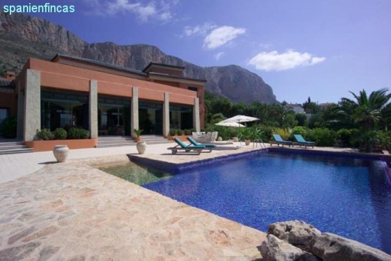 Jávea - Montgó - www.spanienfincas.com - grosszügig geschnittene sehr luxuriöse Villa am Fusse des Montgó Haus kaufen