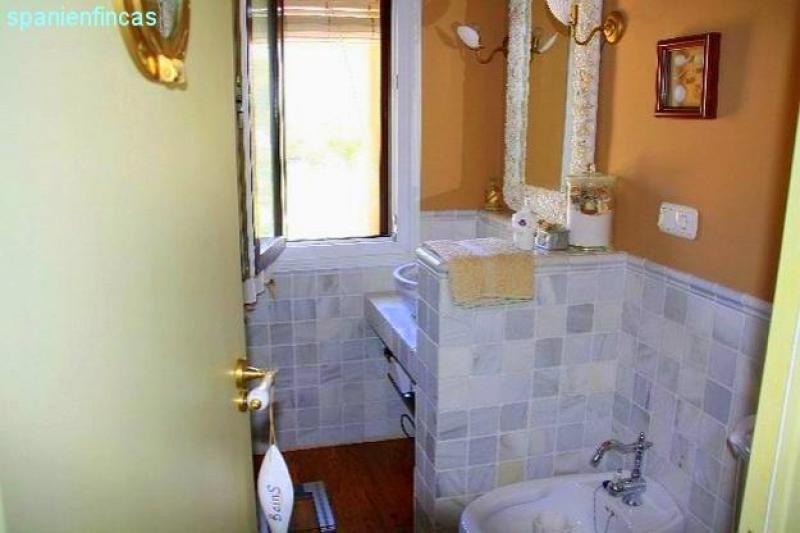 Jávea Xabia 100 m vom Strand entfernt, sehr gepflegtes Reihenhaus 120 qm, 3 Schlafzimmer, Gem. Schwimmbecken, Garten Wohnung kaufen