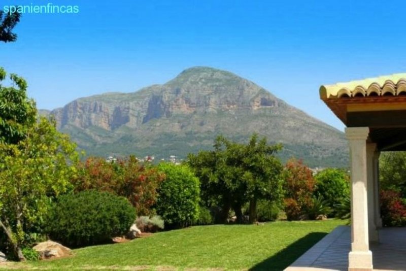 Jávea Xabia PFERDELIEBHABER neuwertige Finca, 14.270qm mit Schwimmbecken, Pferdestall, Reitplatz, tolle Campolage Haus kaufen