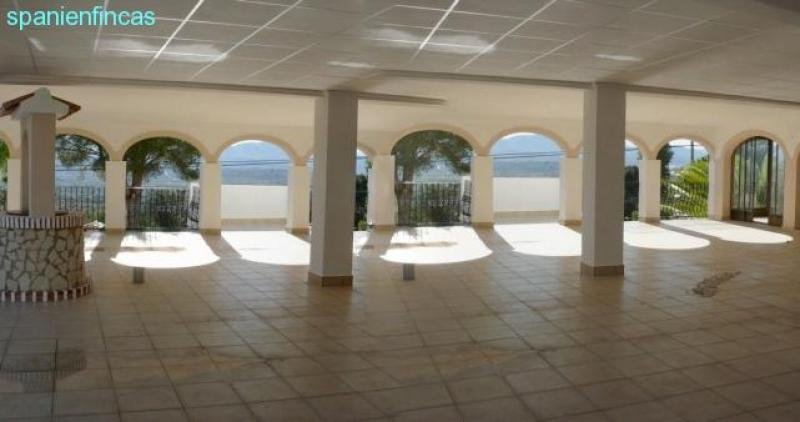 Jávea Xabia VILLA - FINCA - RESTAURANT : 1.092 qm, große Räume + 2 Wohnungen, alles renoviert, Grund 2.947qm Gewerbe kaufen