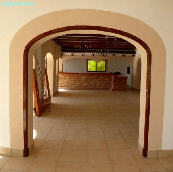 Jávea Xabia VILLA - FINCA - RESTAURANT : 1.092 qm, große Räume + 2 Wohnungen, alles renoviert, Grund 2.947qm Gewerbe kaufen