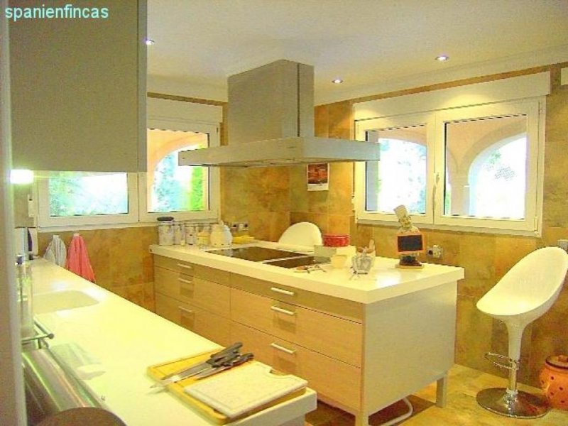 Jávea Xabia Villa mit Meerblick 430qm, 4 Schlafzimmer, ZH + Klima, beheizter Pool, teilbares Grundstück 2.270qm Haus kaufen