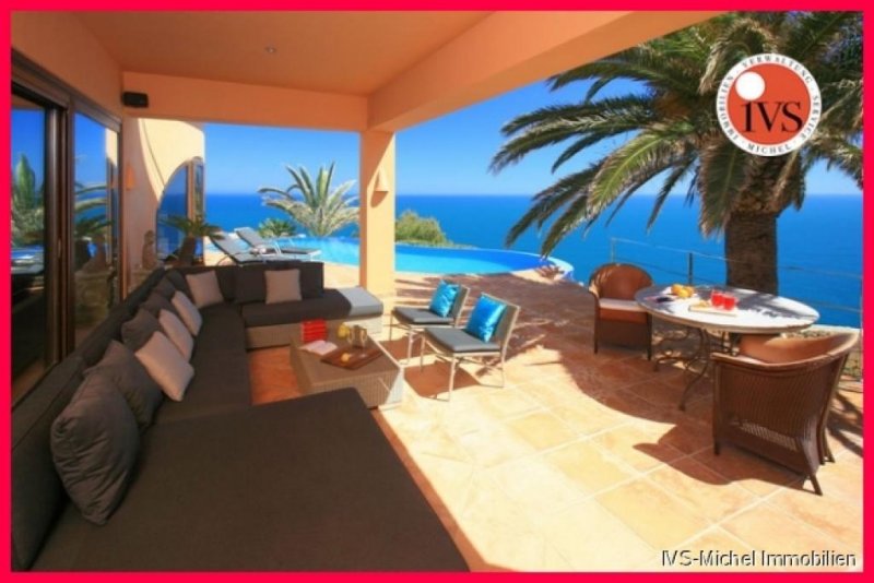 Exklusives Luxus-Anwesen auf einer Klippe mit spektakulärem Meerblick