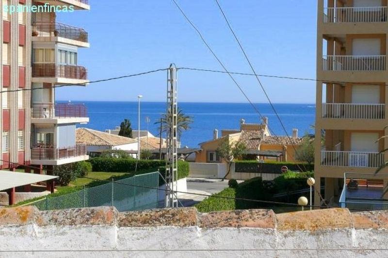 Jávea Spanien Jávea, 240 qm freistehende Villa mit 2 kompletten Wohnungen 200m vom Strand gelegen Haus kaufen