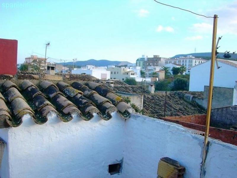 Gata de Gorgos Pueblo PROVISIONSFREI !!! PREISSENKUNG - Typisch Spanisches Stadthaus: 130 qm mit Patio, Preis: 105.000 EUR Haus kaufen