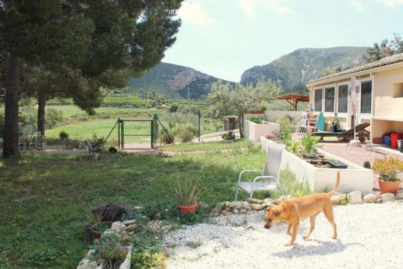 Gata de Gorgos Charmante Rustikale Finca mit Großem Grundstück in Naturnaher Lage Haus kaufen
