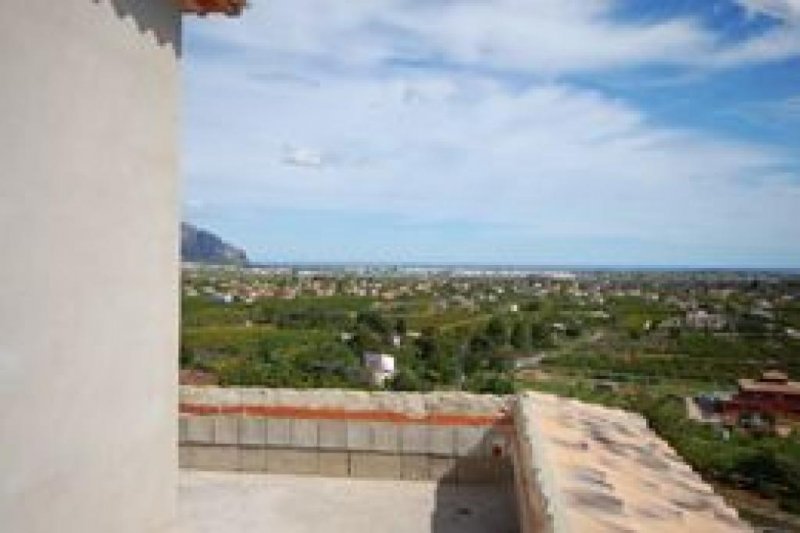 Pedreguer GELEGENHEIT: Meerblick-Villa bei Denia zu verkaufen Haus kaufen