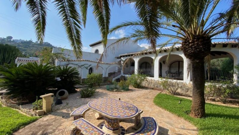 Pego-Monte Pego Villa mit großem Grundstück und ebener Zufahrt, herrlichem Ausblick, großen Terrassen, BBQ, ZH, Klima, Garage u.v.a.m. Haus