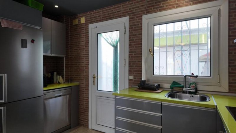 Vergel Renovierte Doppelhaushälfte mit 3 Schlafzimmern, 2 Bädern und Privatpool in Strandnähe Haus kaufen