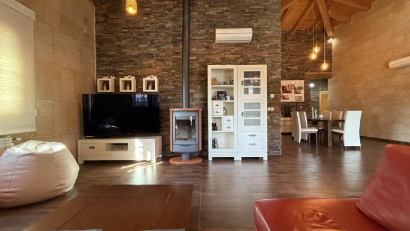 Els Poblets Exklusive Villa im mediterranen Stil, die Luxus, Energieeffizienz und hochwertige Materialien vereint Haus kaufen
