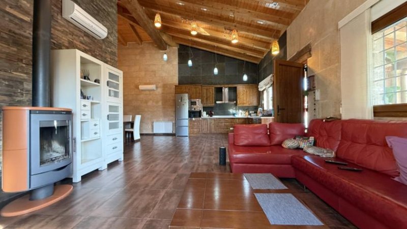 Els Poblets Exklusive Villa im mediterranen Stil, die Luxus, Energieeffizienz und hochwertige Materialien vereint Haus kaufen