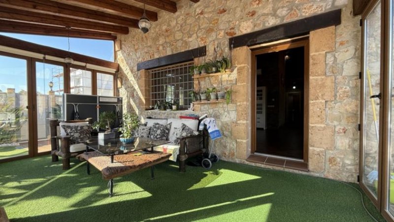 Els Poblets Exklusive Villa im mediterranen Stil, die Luxus, Energieeffizienz und hochwertige Materialien vereint Haus kaufen