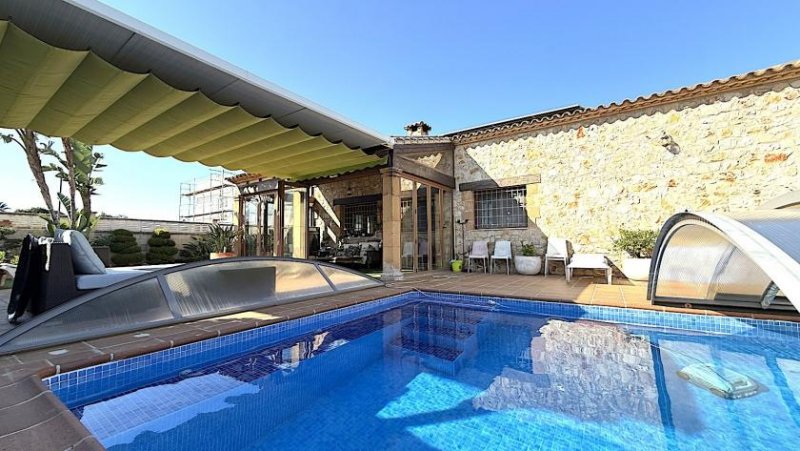 Els Poblets Exklusive Villa im mediterranen Stil, die Luxus, Energieeffizienz und hochwertige Materialien vereint Haus kaufen