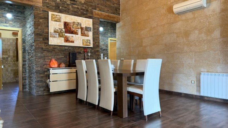 Els Poblets Exklusive Villa im mediterranen Stil, die Luxus, Energieeffizienz und hochwertige Materialien vereint Haus kaufen