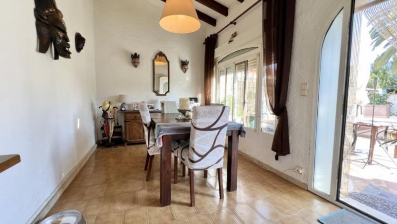 Els Poblets Gemütliche Villa mit 3 Schlafzimmern und Pool in ruhiger Lage Haus kaufen