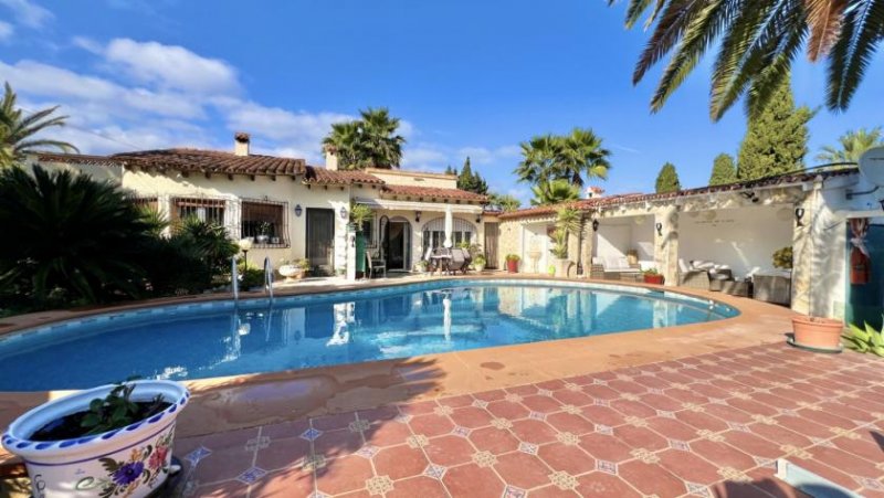 Els Poblets Gemütliche Villa mit 3 Schlafzimmern und Pool in ruhiger Lage Haus kaufen