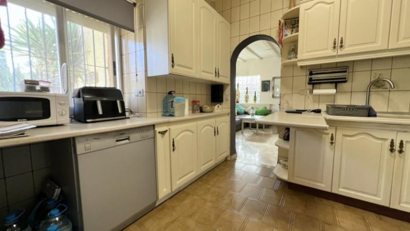 Els Poblets Gemütliche Villa mit 3 Schlafzimmern und Pool in ruhiger Lage Haus kaufen