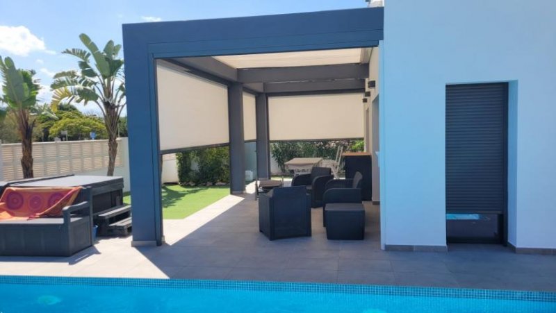 Els Poblets Moderne Villa mit 3 Schlafzimmern, 2 Bädern, beheiztem Pool und Touristenmietlizenz Haus kaufen