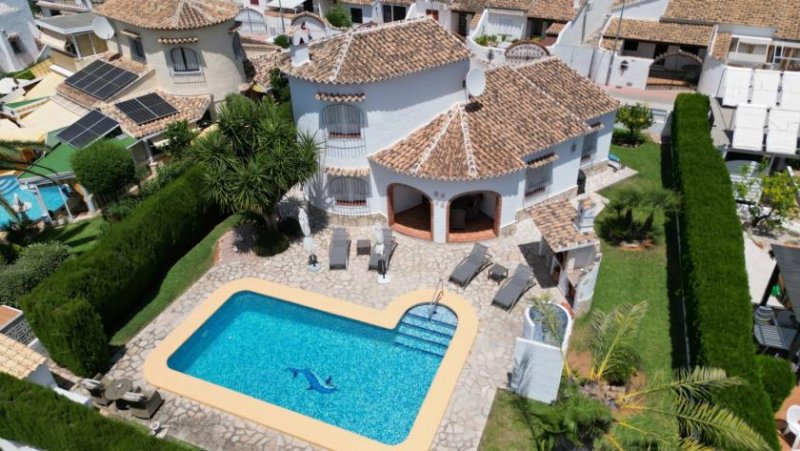 Els Poblets Sehr gepflegte Villa mit schönem Grundstück, Carport, Klima, Heizung, BBQ und Vermietungslizenz Haus kaufen