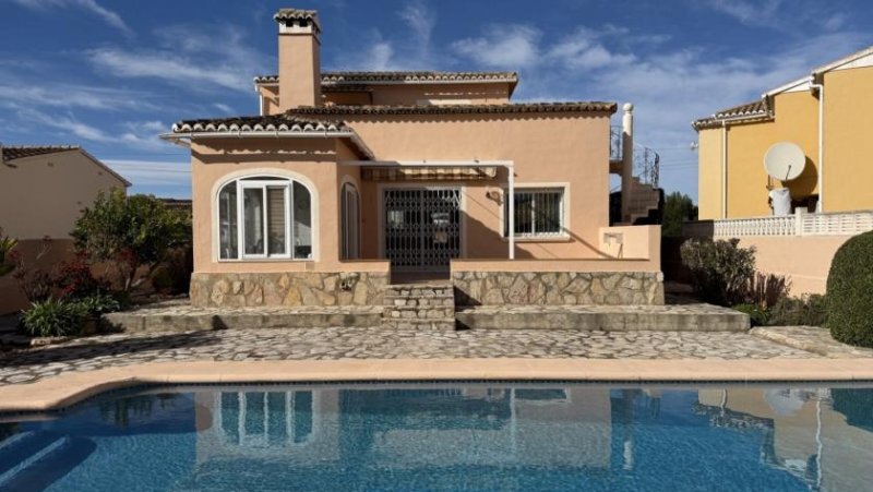 Els Poblets Sonnige 3 Schlafzimmer-Villa mit Pool Haus kaufen
