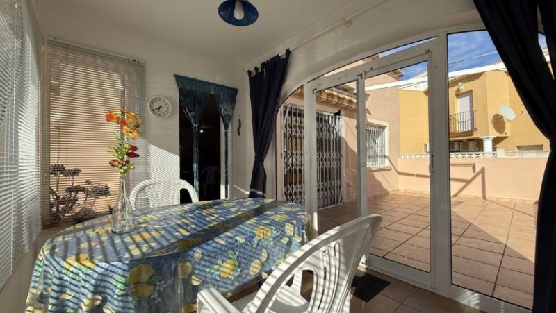 Els Poblets Sonnige 3 Schlafzimmer-Villa mit Pool Haus kaufen