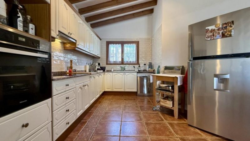 Monte Pego Ebenerdige, top ausgestattete Villa mit 3 Schlafzimmern, Wintersonne und Privatsphäre Haus kaufen