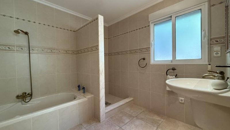 Pego 2 Schlafzimmer Villa mit Pool in ruhige und naturnaher Lage am Monte Mostalla Haus kaufen