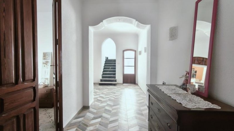 Pego Schönes grosses Stadthaus mit Garage und viel Potenzial Haus kaufen
