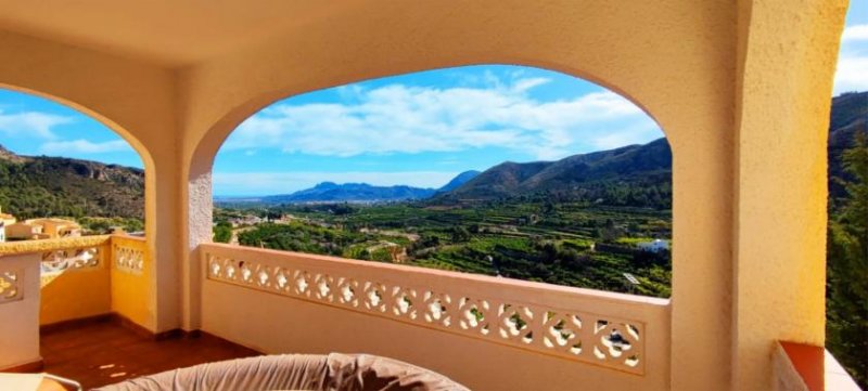 Adsubia Freistehendes Haus mit 3 Schlafzimmern, 2 Bädern und fantastischem Ausblick, in 2023 renoviert Haus kaufen