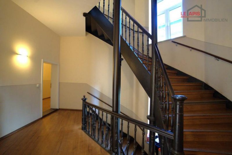 Leipzig SCHICKE, UNVERMIETETE 3-RWG MIT PARKETT U. EBK (WG-GEEIGNET) IN DER BELIEBTEN LEIPZIGER SÜDVORSTADT Wohnung kaufen