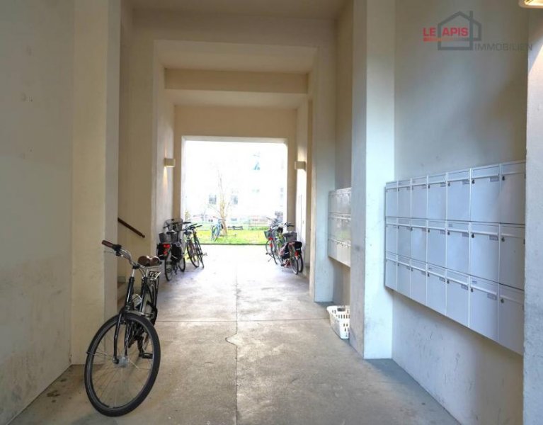 Leipzig SCHICKE, UNVERMIETETE 3-RWG MIT PARKETT U. EBK (WG-GEEIGNET) IN DER BELIEBTEN LEIPZIGER SÜDVORSTADT Wohnung kaufen