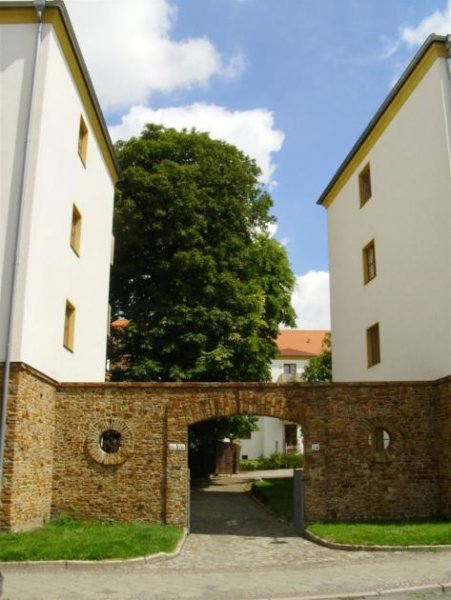 Leipzig * Sanierte und vermietete Altbau 2-Zimmer mit Balkon und Wanne in Bestlage * Wohnung kaufen