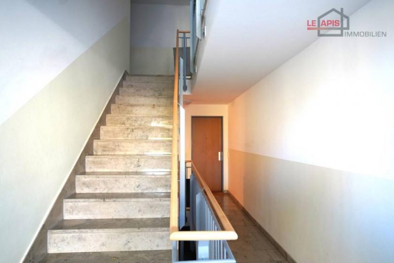 Leipzig SCHICKE DG-3-RWG MIT BALKON, EBK, BAD UND TG-STELLPL. IM BELIEBTEN STADTTEIL LEIPZIG-LAUSEN Wohnung kaufen