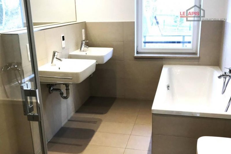 Leipzig STILVOLLE EG-HOCHP.-4-RWG M. HOCHW. AUSSTATTUNG, 2 BK, TERRASSE, G-WC U. 3 AR IM LPZ. SPECKGÜRTEL Wohnung kaufen