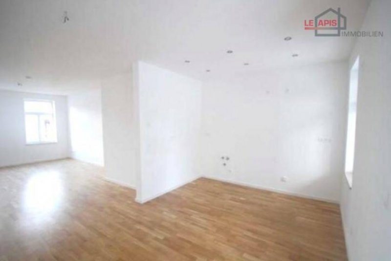 Leipzig STILVOLLE EG-HOCHP.-4-RWG M. HOCHW. AUSSTATTUNG, 2 BK, TERRASSE, G-WC U. 3 AR IM LPZ. SPECKGÜRTEL Wohnung kaufen