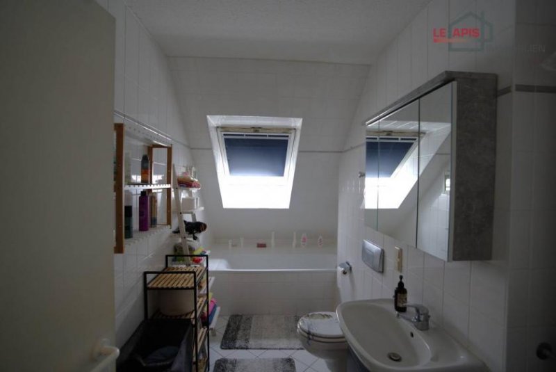 Leipzig IDYLLISCH GELEGENE DG-MAIS.-3-RWG M. EBK, 2 BK U. TG-STELLPL. IM BELIEBTEN LPZ.-LIEBERTWOLKWITZ Wohnung kaufen