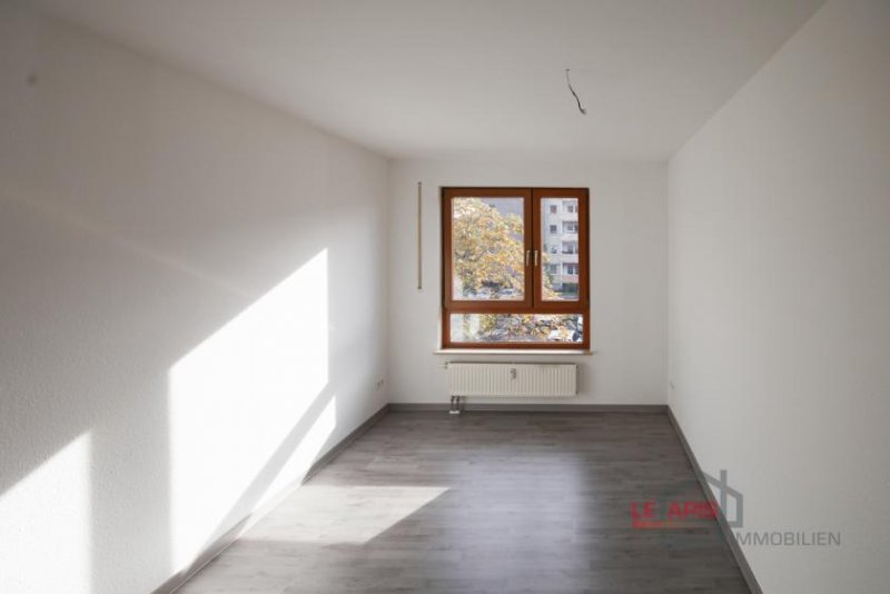 Leipzig +++PFIFFIGE 2-RWG MIT BALKON IN ATTRAKTIVER LAGE VON LEIPZIG-PAUNSDORF+++ Wohnung kaufen
