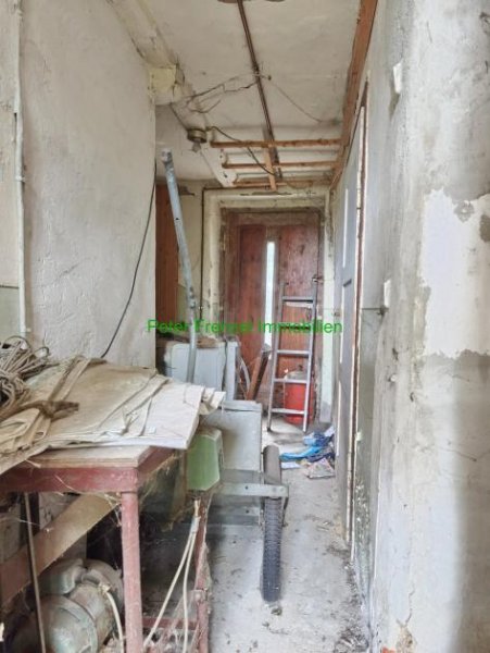 Grimma Komplettberäumung - Komplettentkernung - Komplettsanierung - Stadthaus mit Potential Haus kaufen