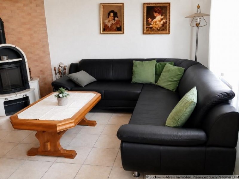 Schönewalde *** Platz ohne Ende? Fast. Vierseitenhof mit 8 Zimmern, 2 Küchen, 4 Bädern, Scheune, Stallungen, Badeteich u.m. und 6.725 m²