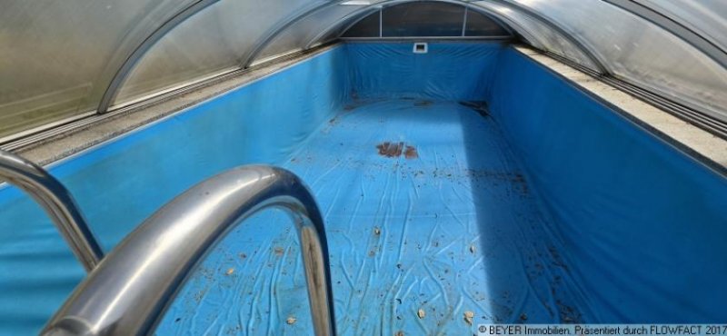 Schlieben Ihr neues Zuhause mit Geschichte, Pool und viel Platz zur Entfaltung Haus kaufen