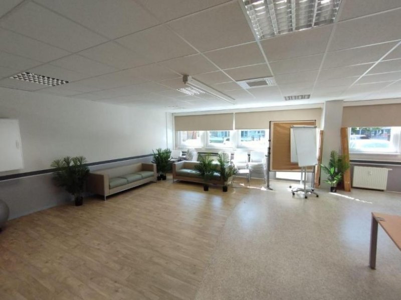 Halle (Saale) Gewerbeobjekt ***Bürogebäide*** teilverrmietet Gewerbe kaufen
