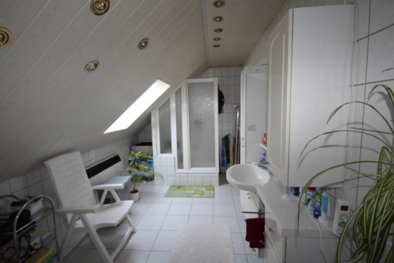 Nauendorf (Saalekreis) Freistehendes Einfamilienhaus in Massivbauweise in Naundorf Haus kaufen