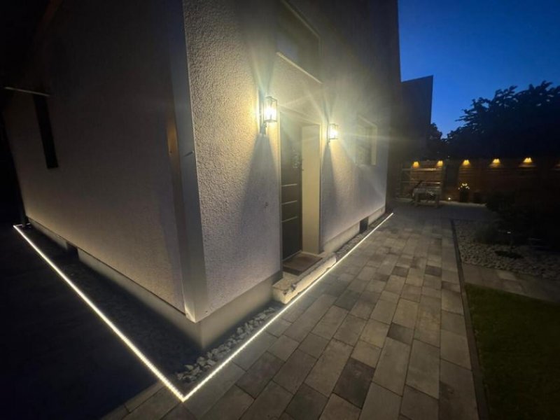 Merseburg Tolle DHH in absolut ruhiger Lage+großer Garten+Doppelgarage+Brunnen+Kamin+EBK Haus kaufen