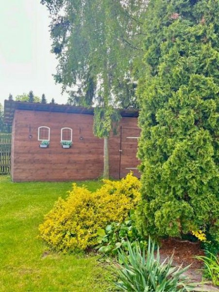 Merseburg Tolle DHH in absolut ruhiger Lage+großer Garten+Doppelgarage+Brunnen+Kamin+EBK Haus kaufen