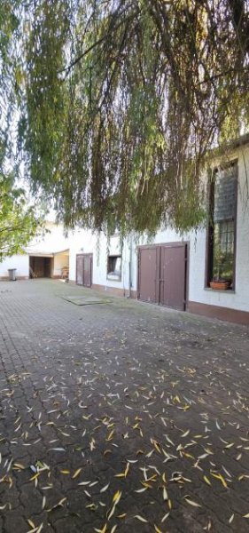 Aken (Elbe) Ihr neues Projekt wartet mitten in Aken mit großem Grundstück mit Einfamilienhaus Haus kaufen