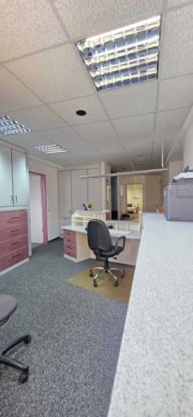 Dessau-Roßlau Praxisräume in absoluter Bestlage - Dessau Roßlau, Stadtgebiet Nord Repräsentativ, Barrierefrei, Perfekt angebunden. Ein der